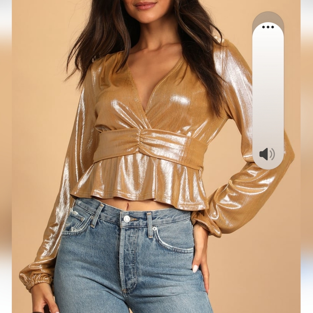 Lulus Shinning Beauty Metallic Gold Top Size Medium Long Sleeves Disco 70s Vibe - Picture 2 of 11